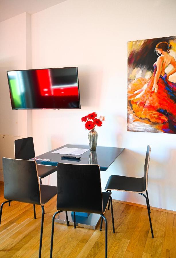 Modern Suite Naschmarkt فيينا المظهر الخارجي الصورة